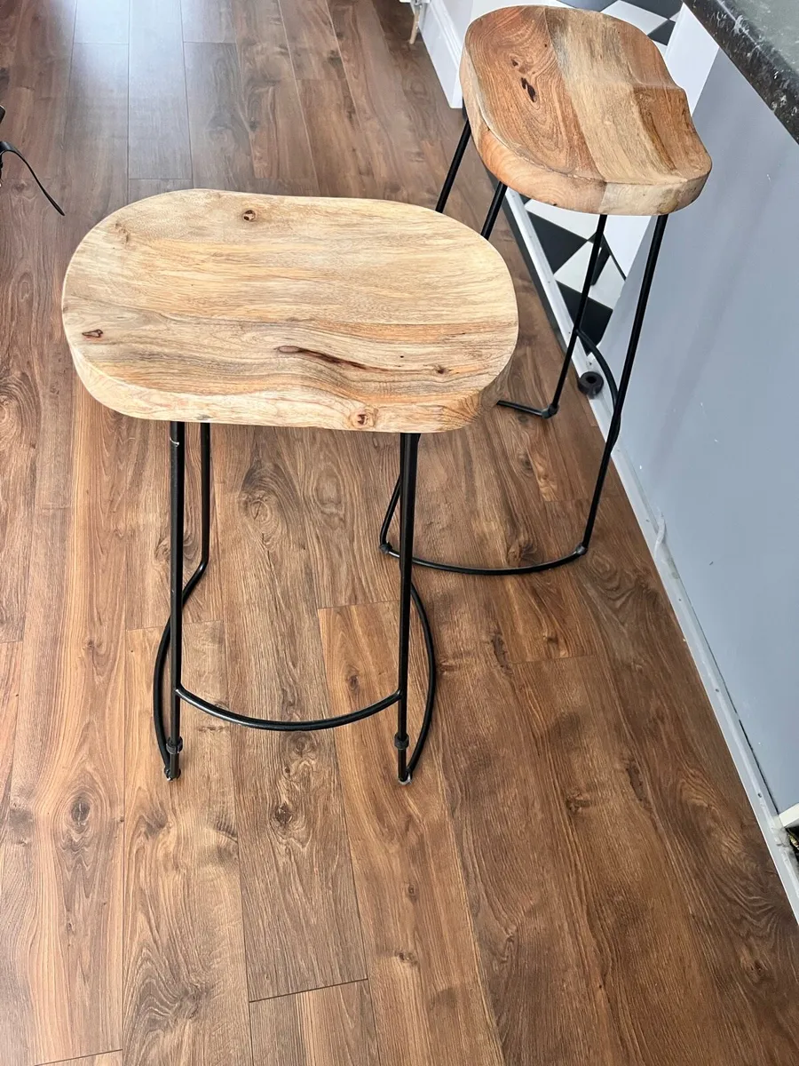 Kitchen counter stools - Image 2