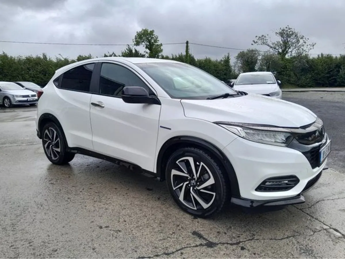 Honda Vezel 1.5 RS - Image 4