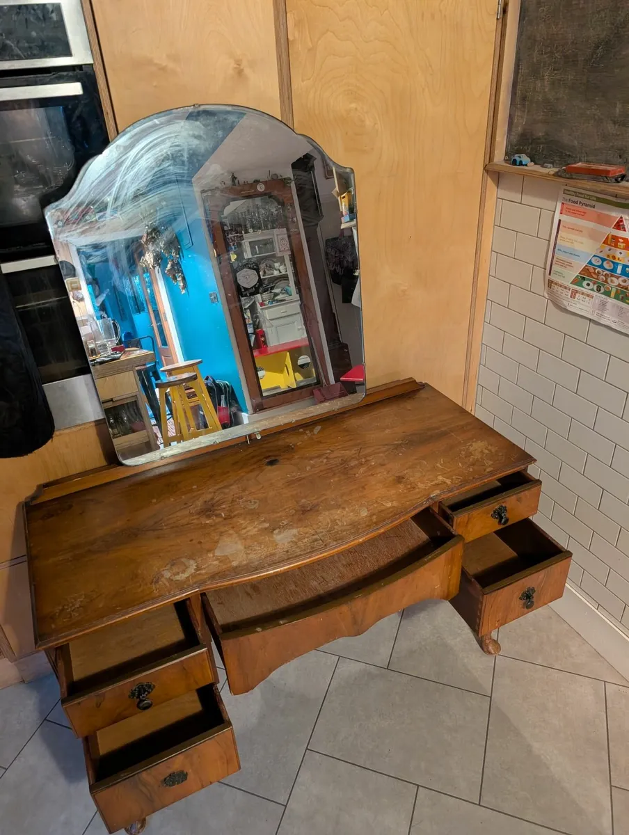 Dressing table. Vintage - Image 2