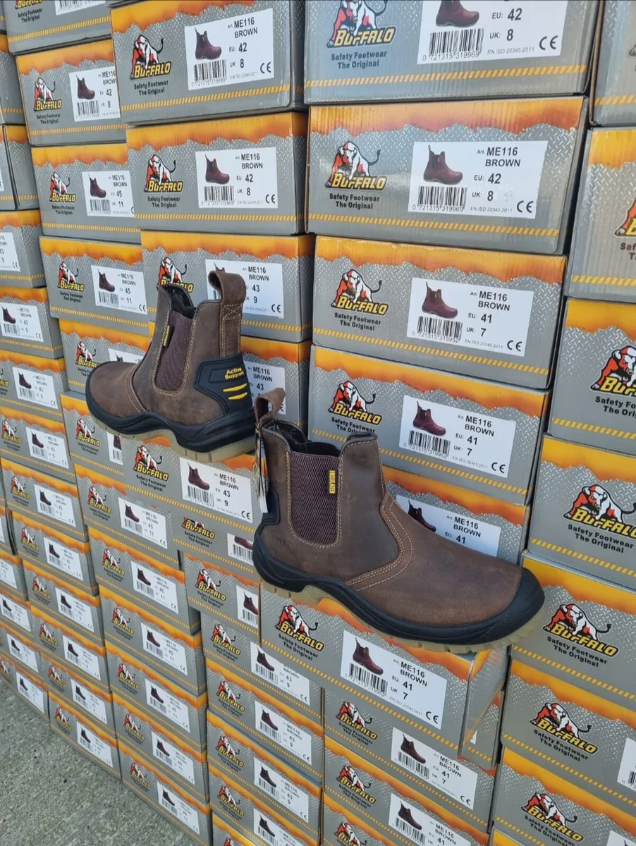 Buffalo S3 slip-on boots all sizes available - Image 1