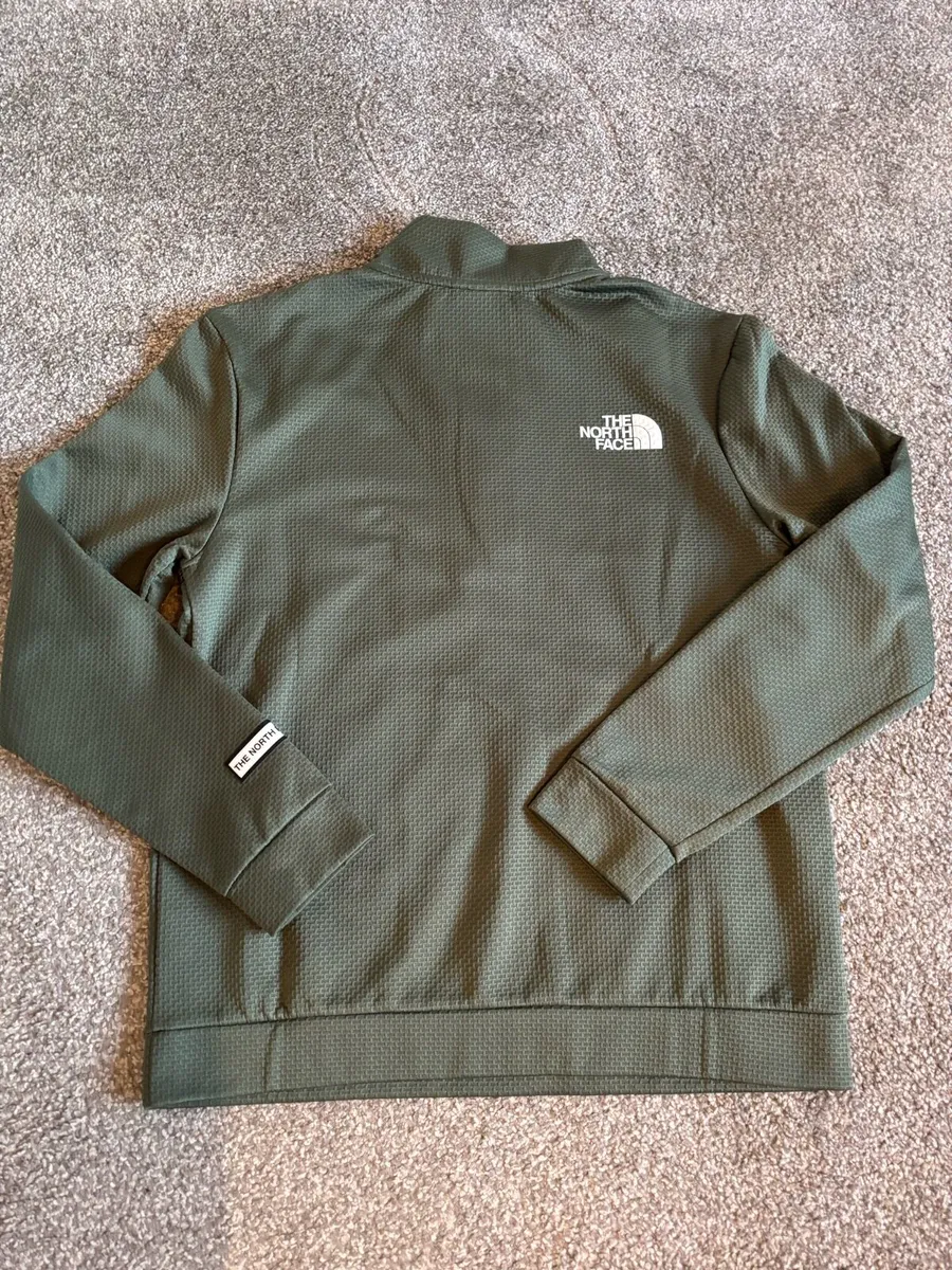 North face outdoor top - Image 4