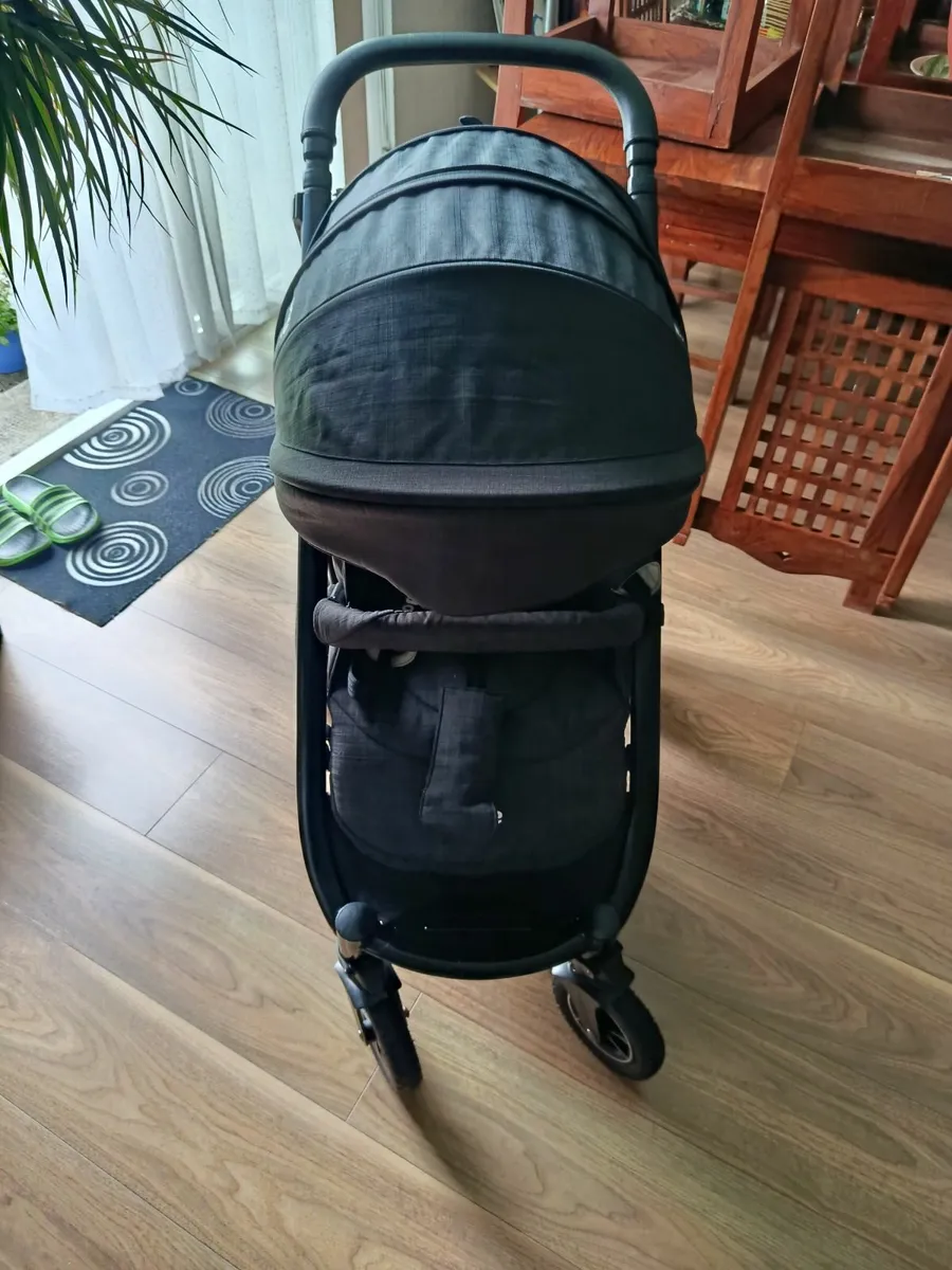 Stroller - Image 2