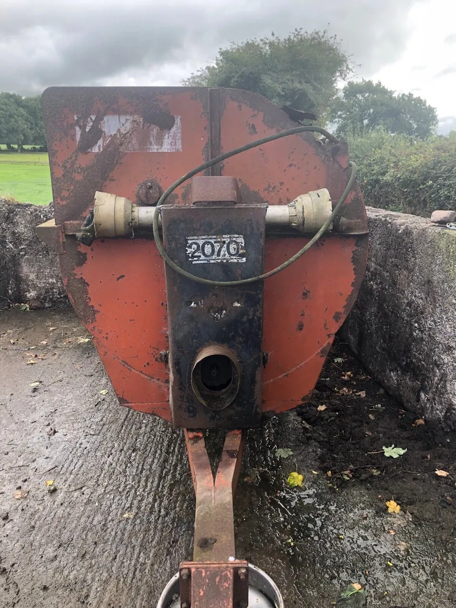 Side spreader - Image 1
