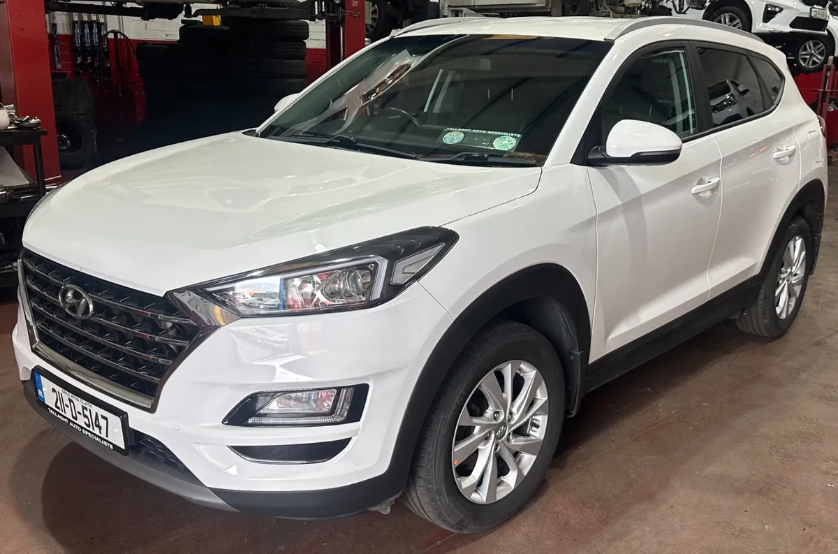 2021 Hyundai Tucson Executive - Image 1