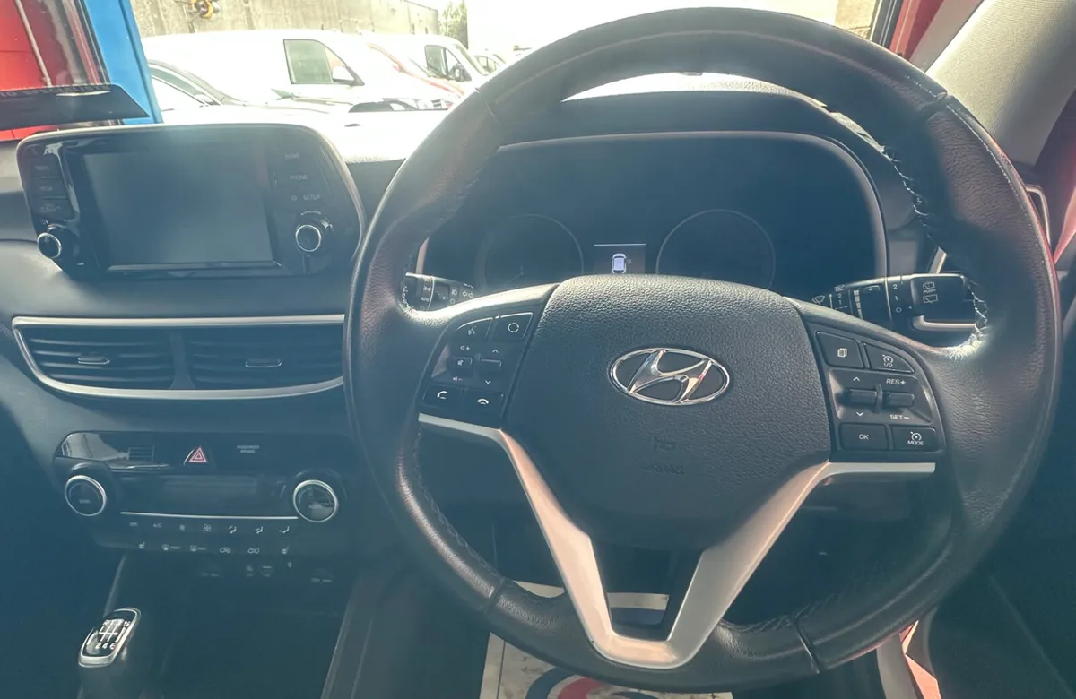 2021 Hyundai Tucson Executive - Image 3