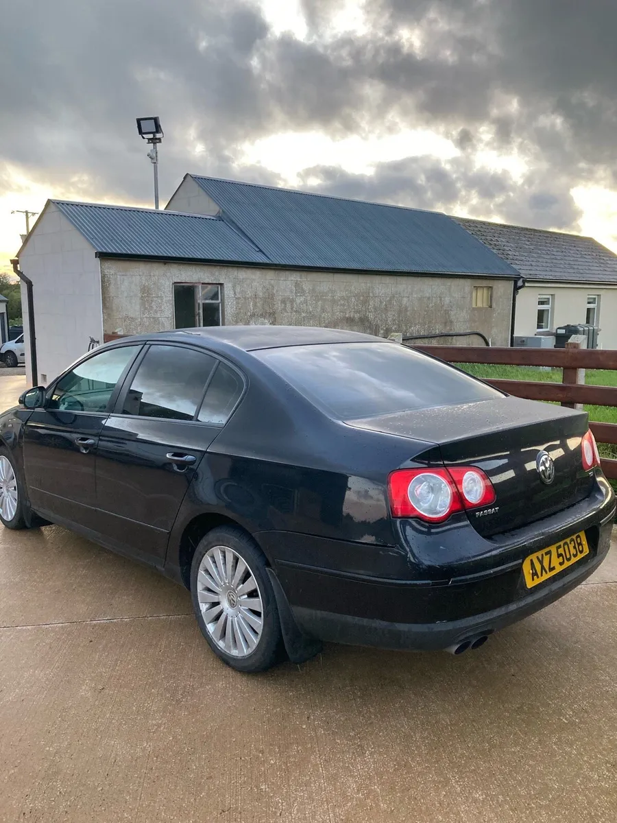 Volkswagen Passat - Image 3