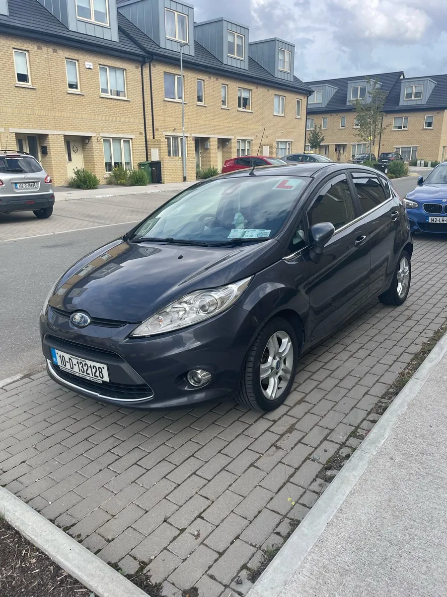 Ford Fiesta Titanium 1.6 TDI - Image 2