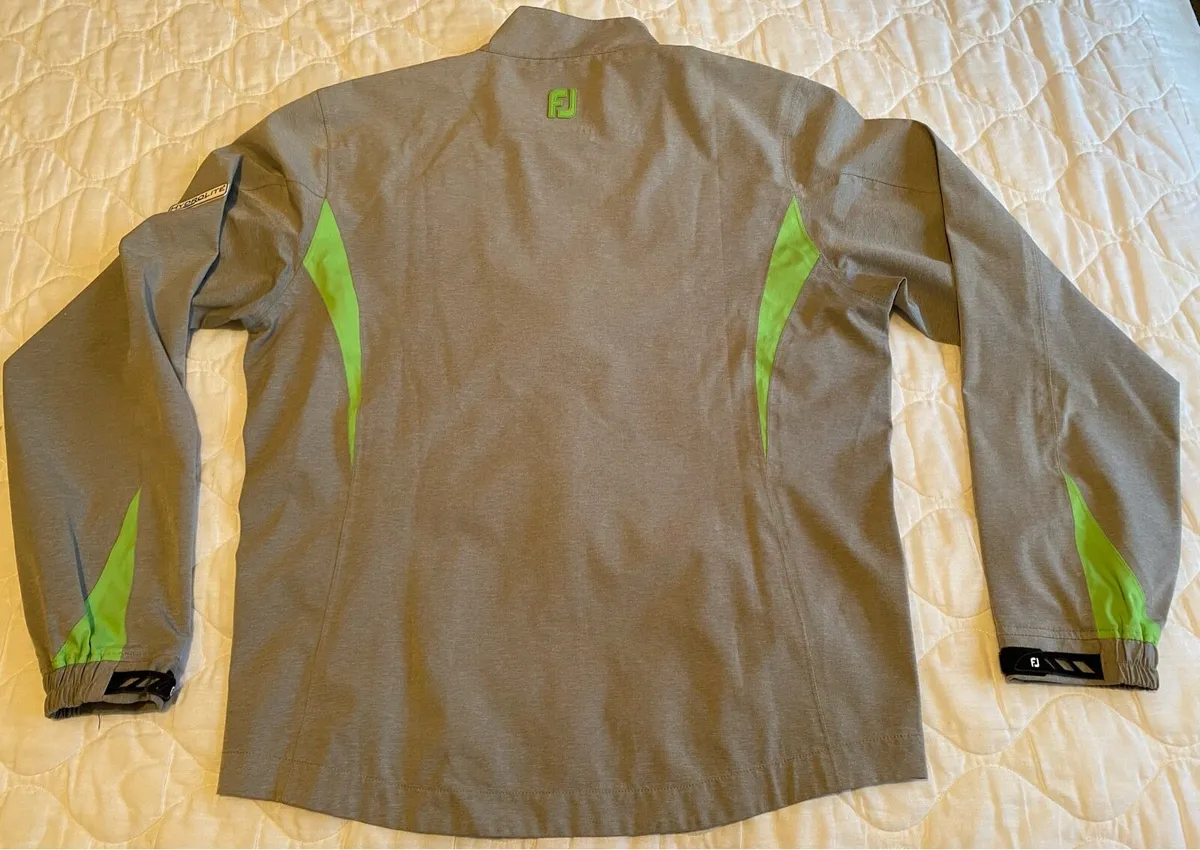 FootJoy rainproof golf jacket - Image 4