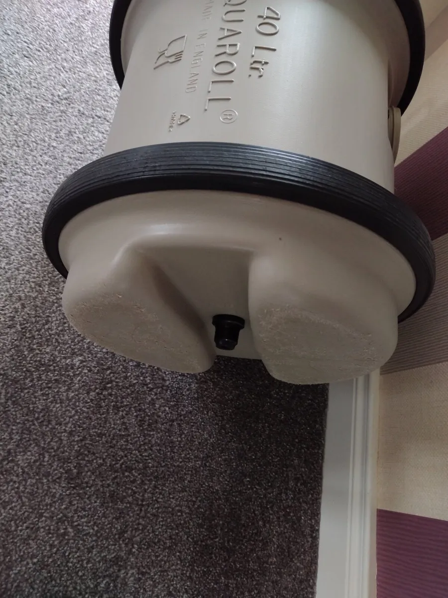 40 Litre Caravan Aqua Roll €40 - Image 4