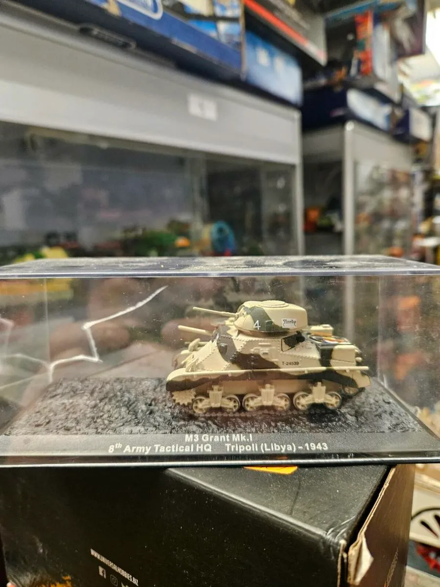 Corgi Atlas M3 Grant British Tank WW2 - Image 1