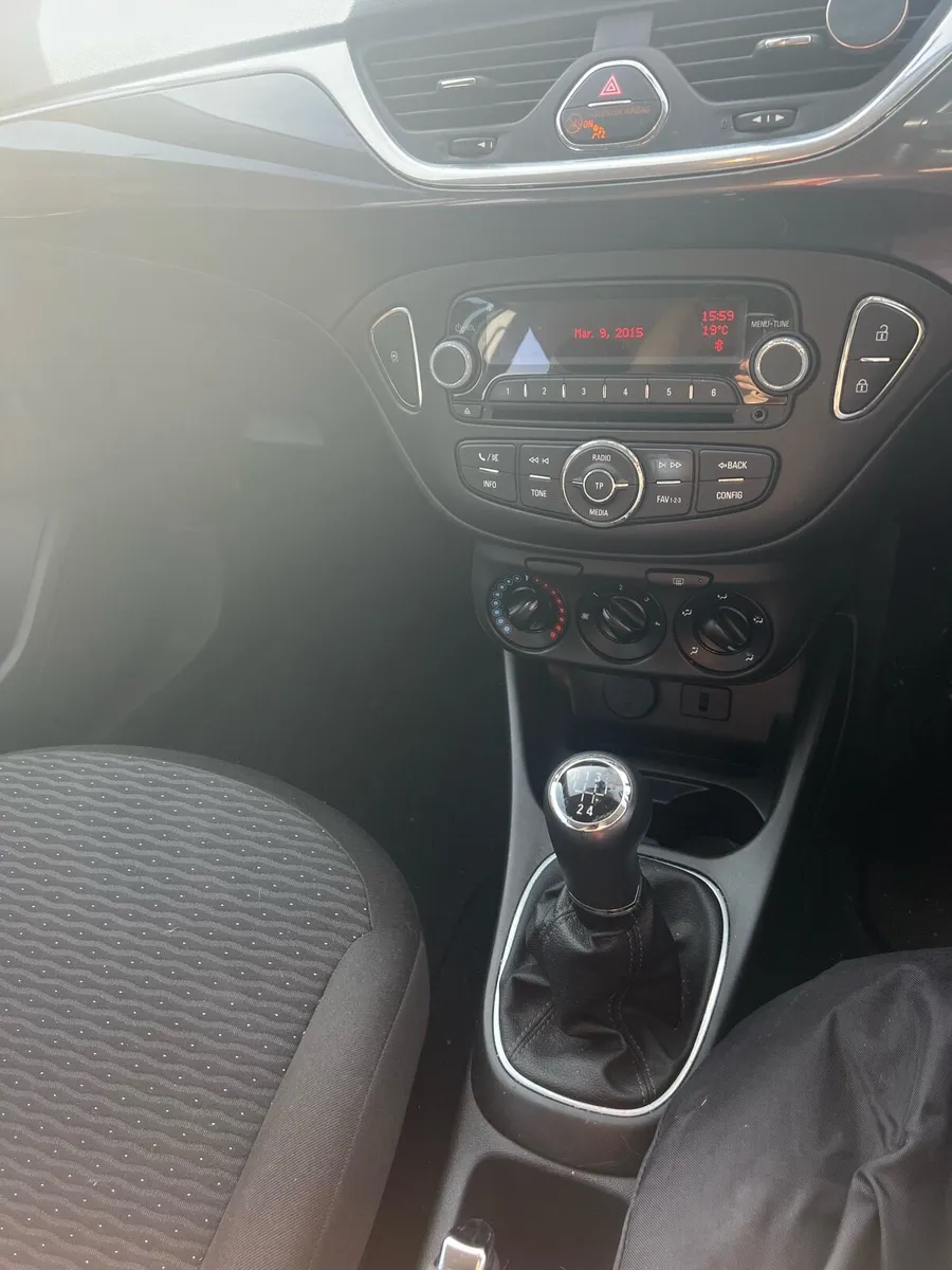 162 Navy Opel Corsa - Image 3