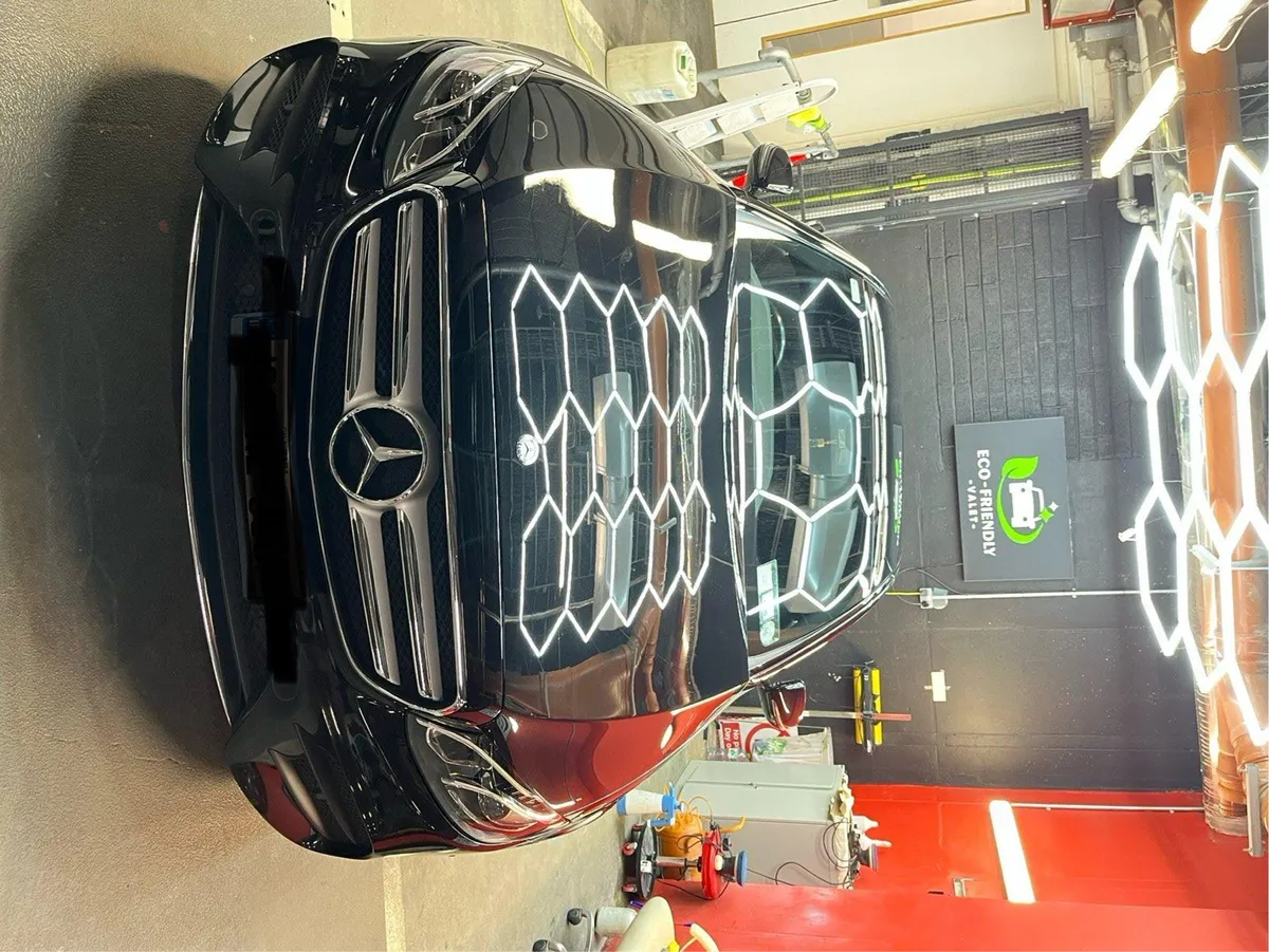 Mercedes Bens 220 E Class AMG Line - 194hp - Image 3