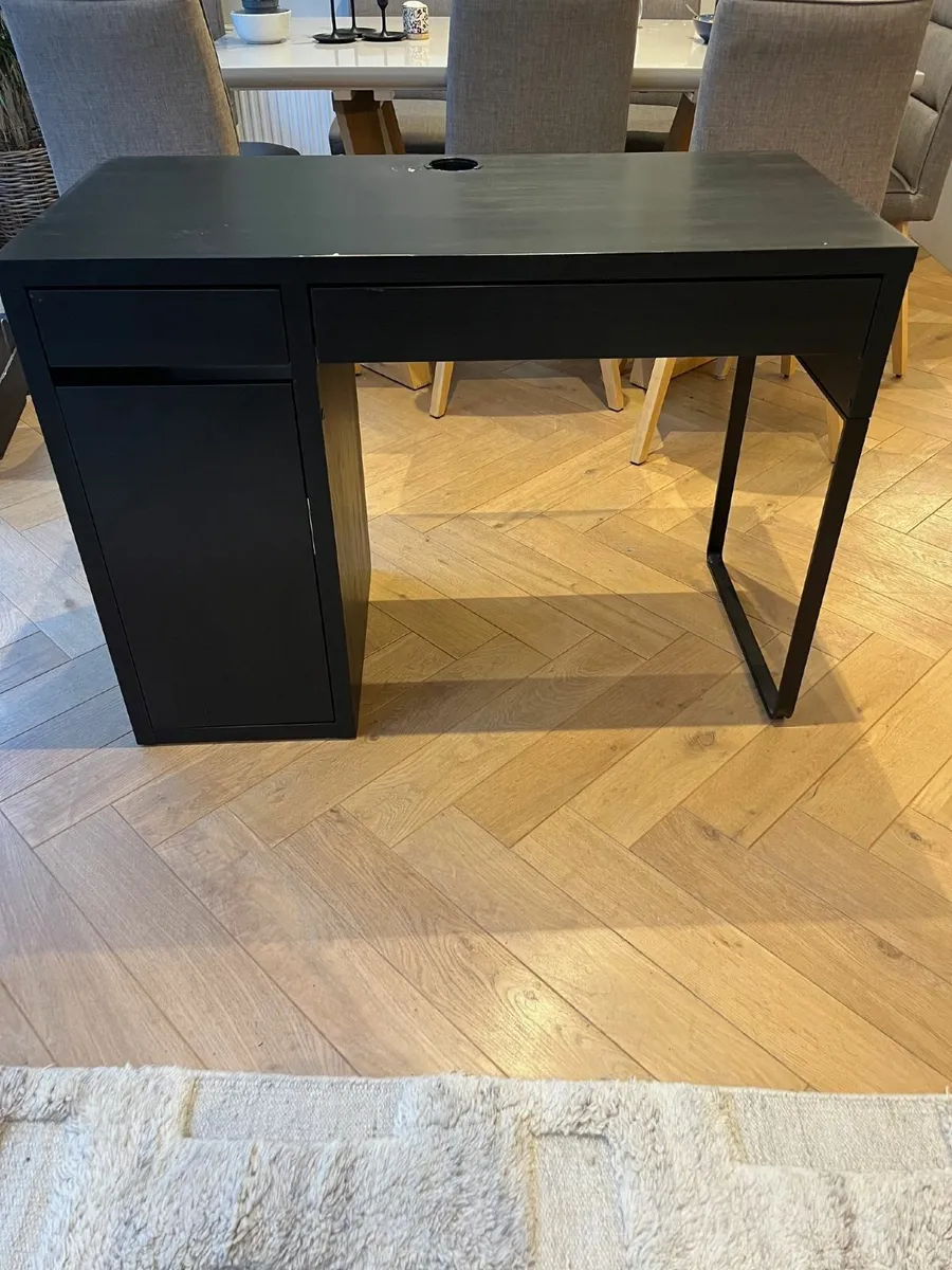 Desk - Image 1