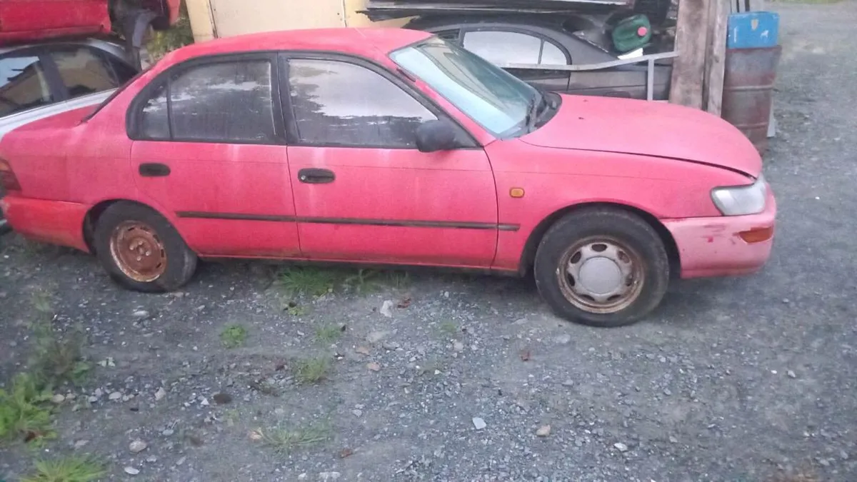 96 Toyota corolla - Image 3