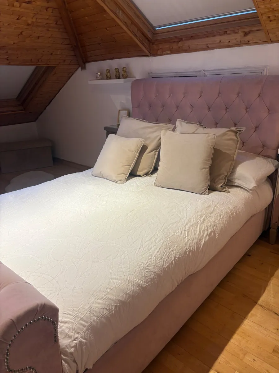 Double bed - Image 3