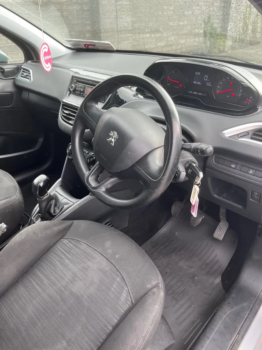 Peugeot 208 2012 - Image 4