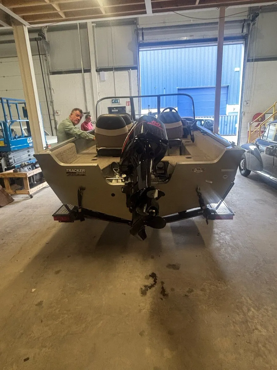 Boat - Image 4