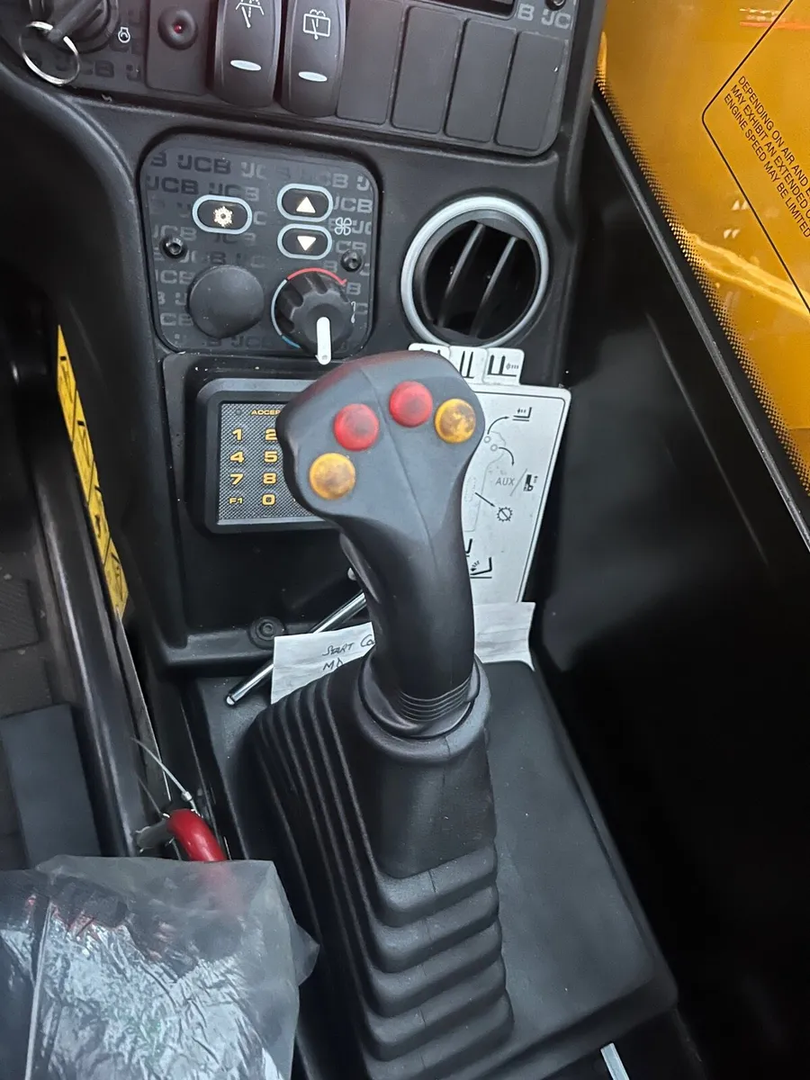 Jcb531-70. (FINANCE AVAILABLE) - Image 3