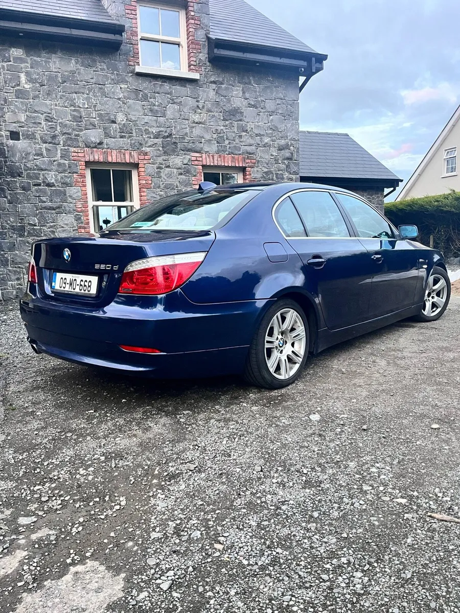 BMW 520 NCT 26 - Image 2