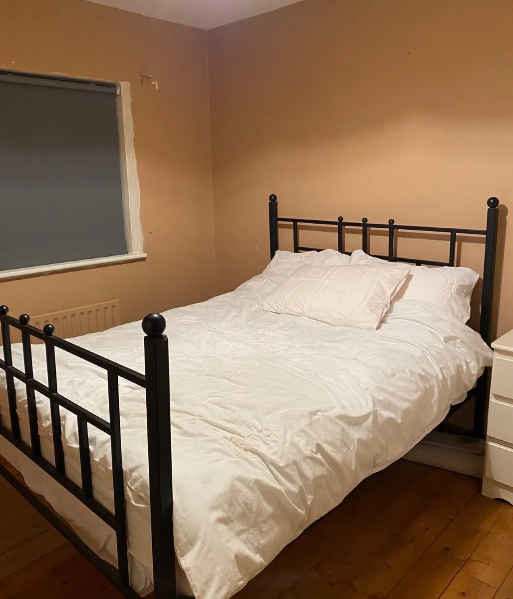 Double Bed