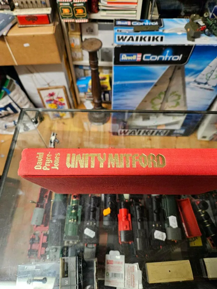 Book Unity Mitford - Image 2