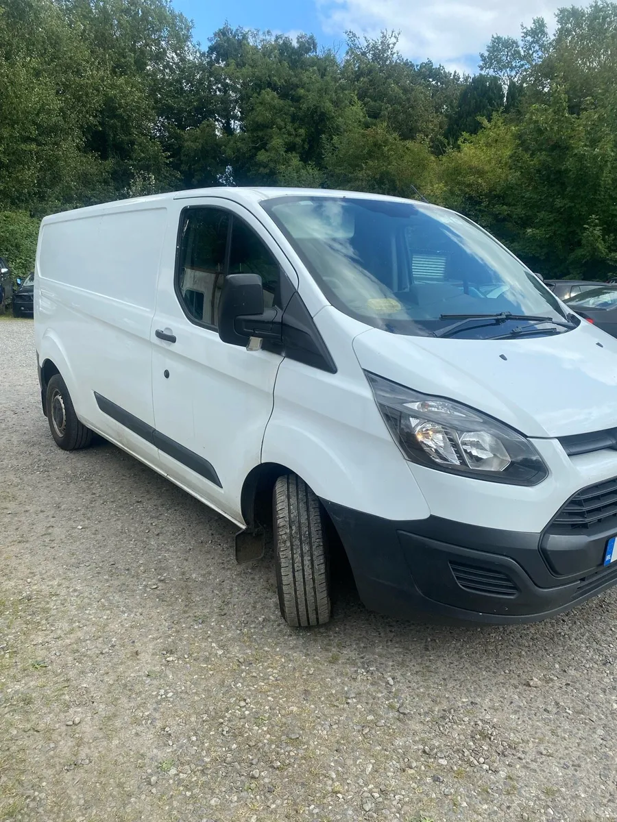 151 Ford Transit 290 Custom - Image 1
