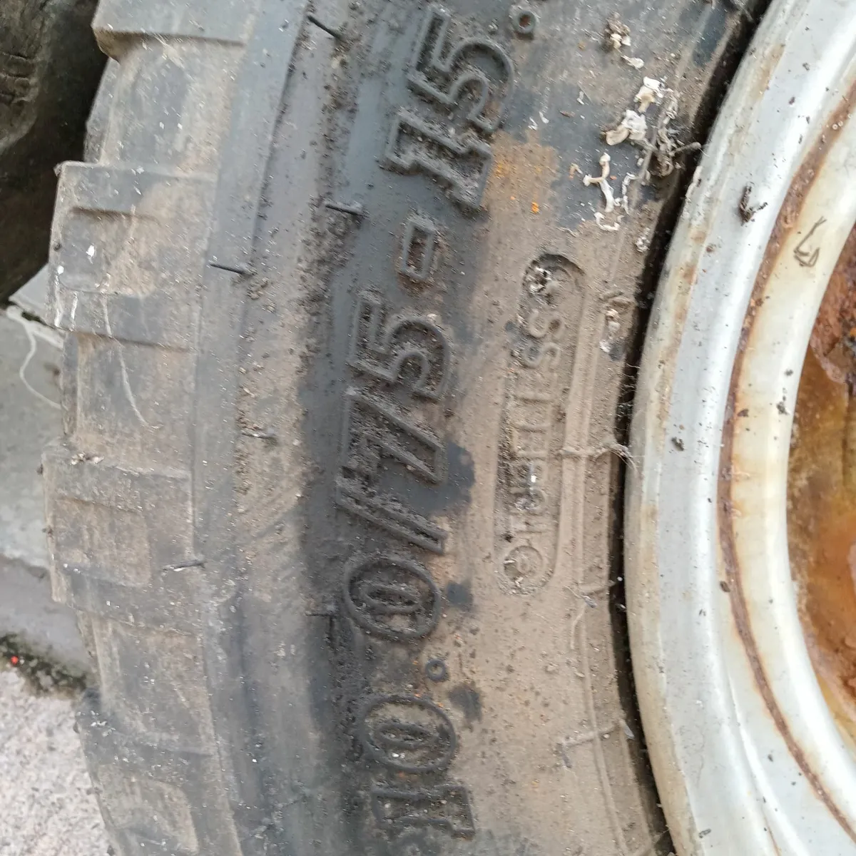 Silage trailer rims - Image 3