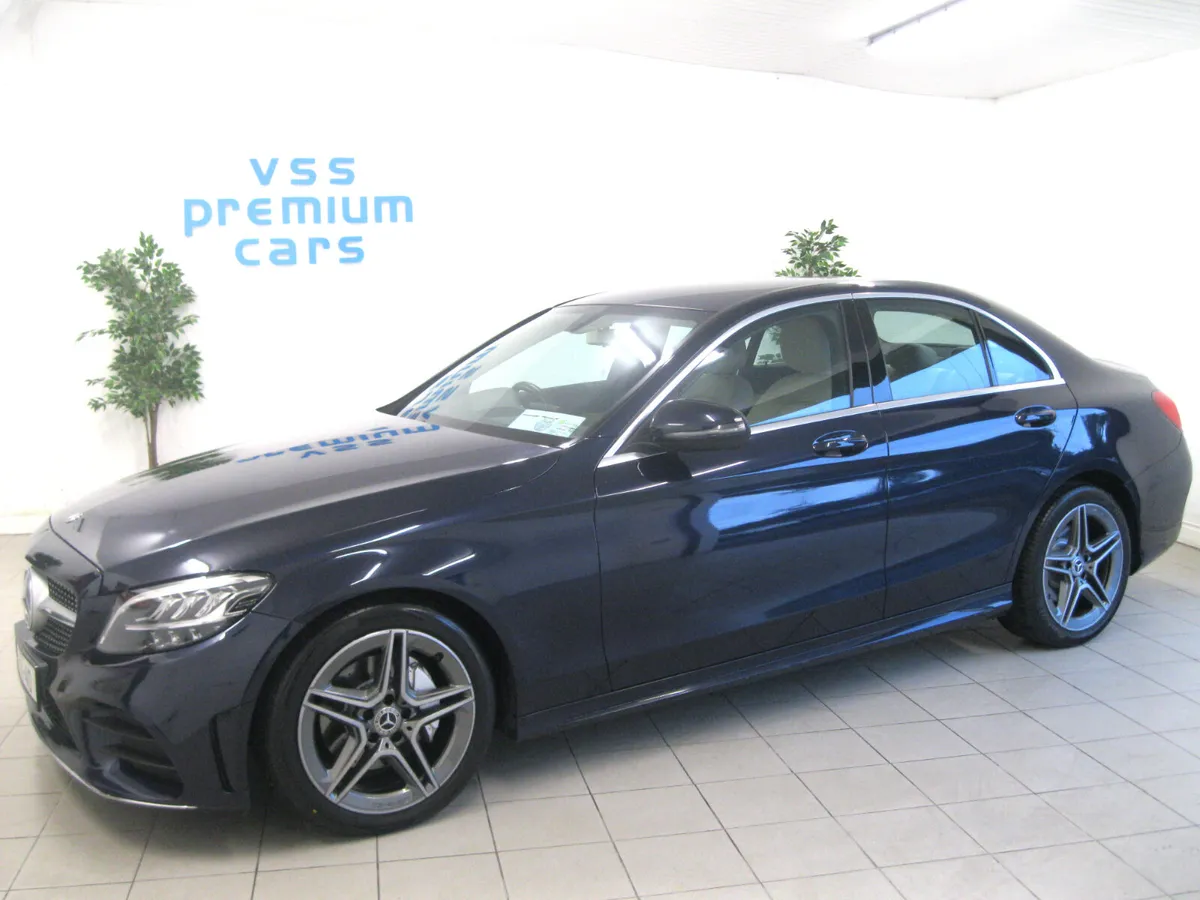 RARE C200 AMG! HUGE SPEC! UPGRADE INT! STUNNING !! - Image 2