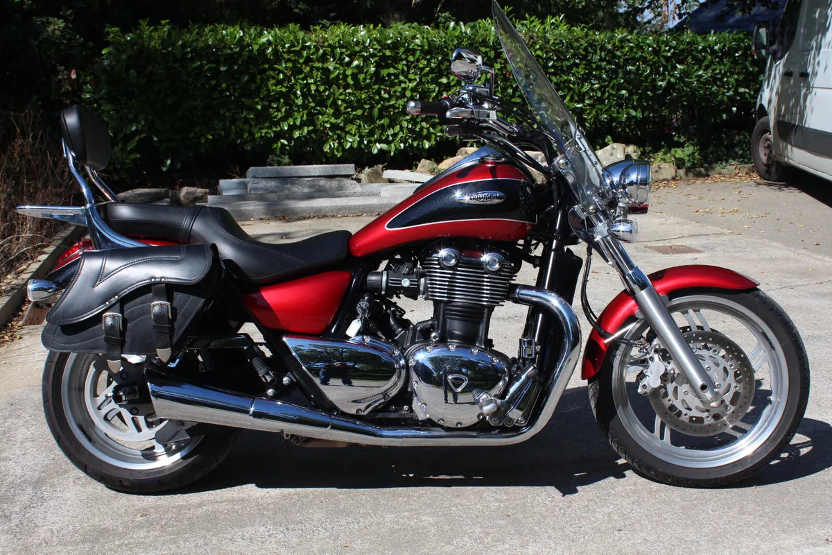 2011 Triumph Thunderbird 1600. Mint Condition - Image 2