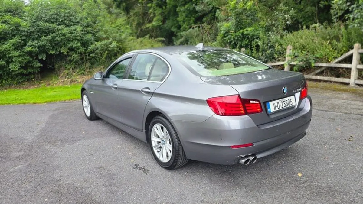 2011 Bmw 5-series - Image 1