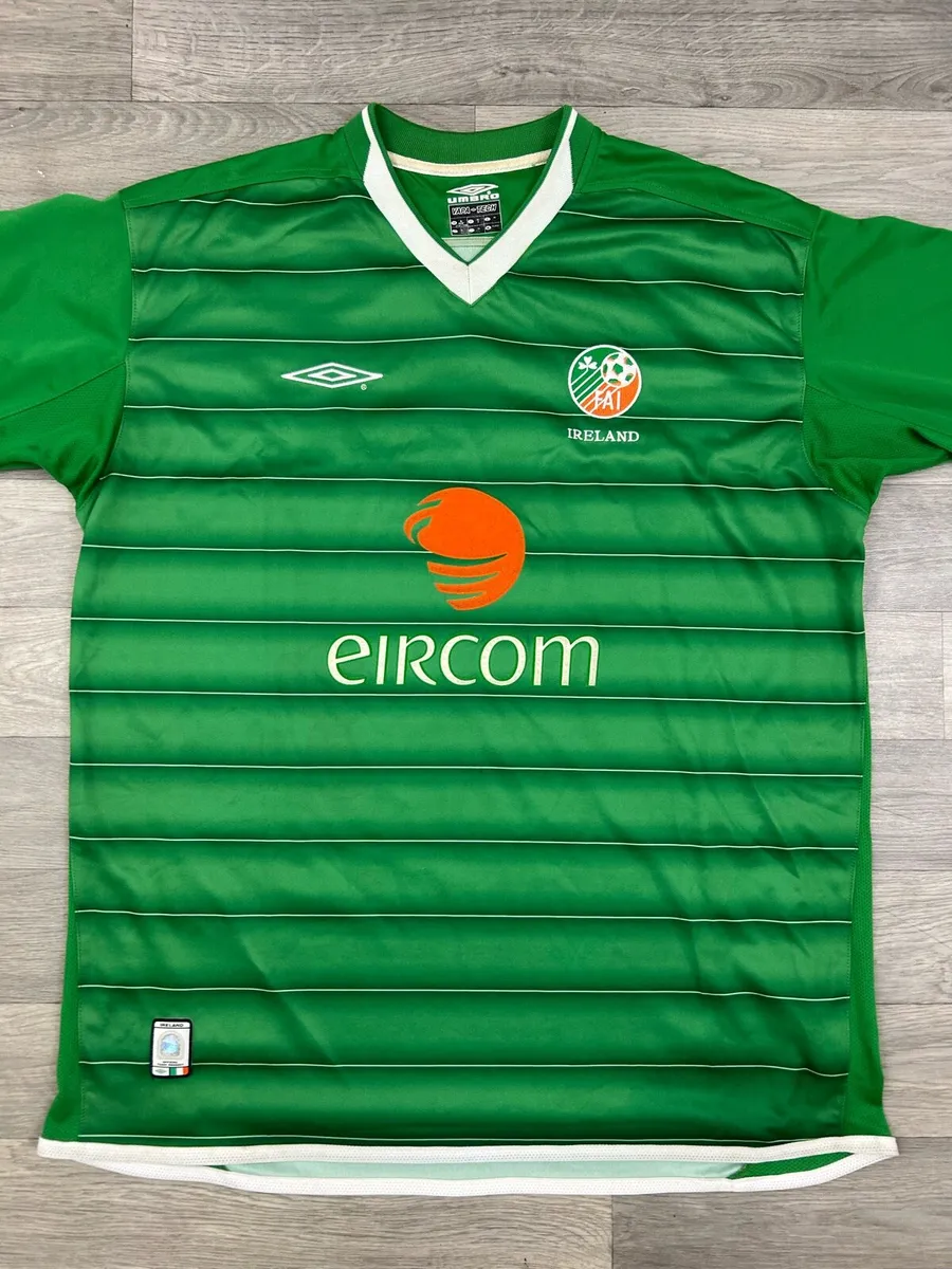 Vintage 2003 Umbro Ireland Home Jersey Shirt XL - Image 2