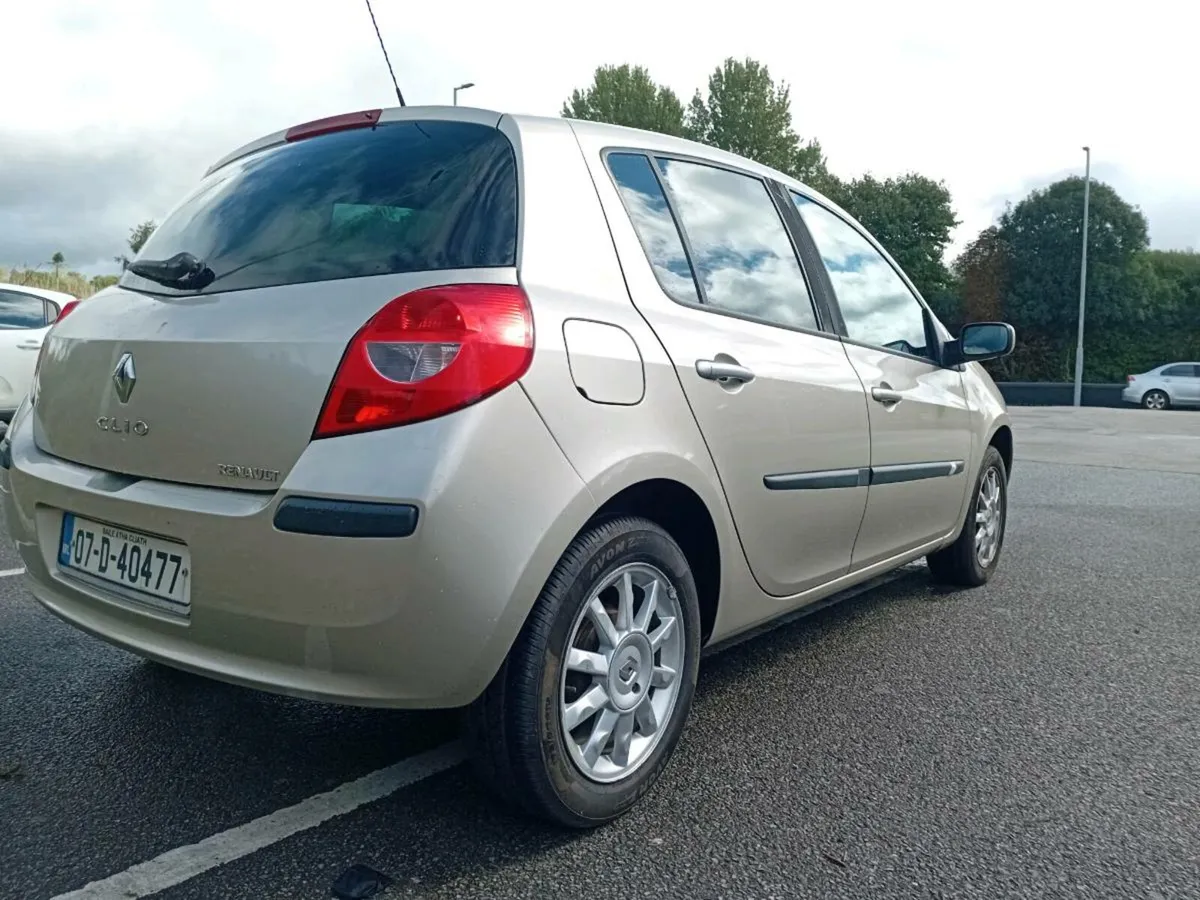 Renault clio 1.2 petrol nct 3/26 60,000mls - Image 3