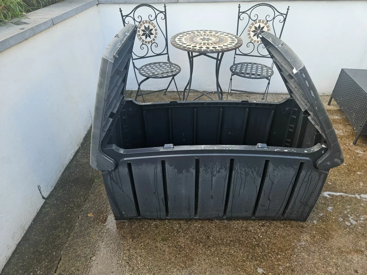 Furniture - Image 3