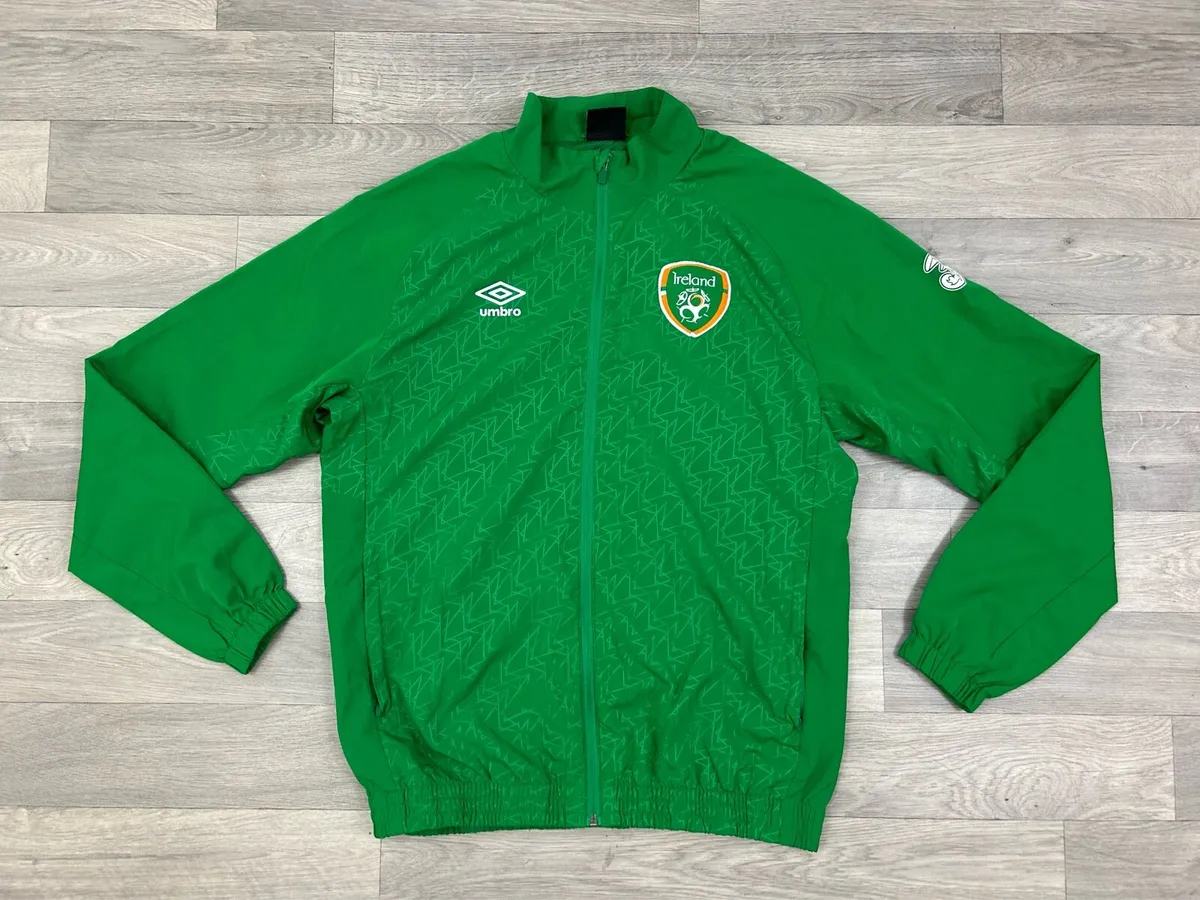 Umbro Ireland Track Jacket Mens Large - Image 1