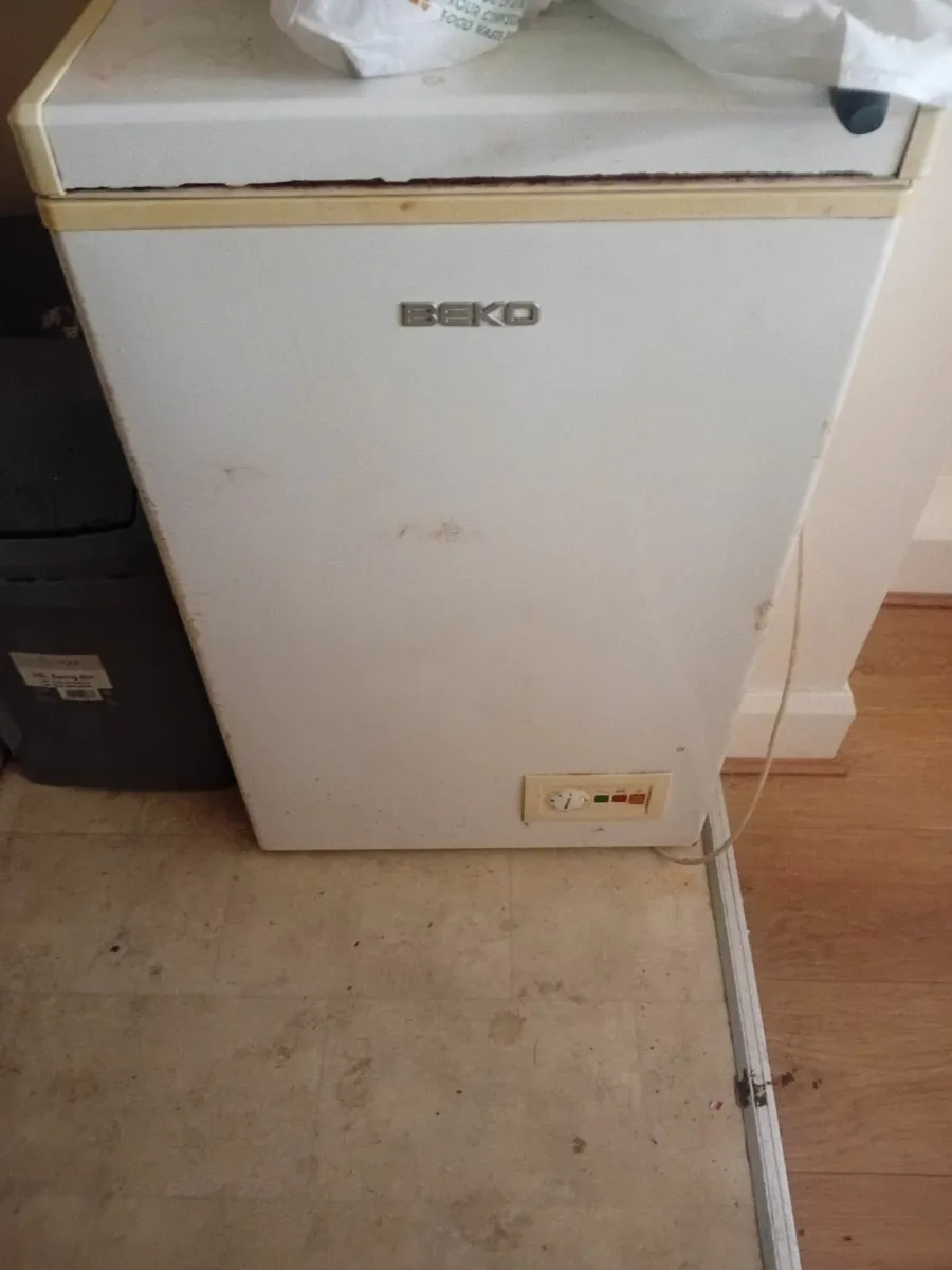 Fridge freezer - Image 2