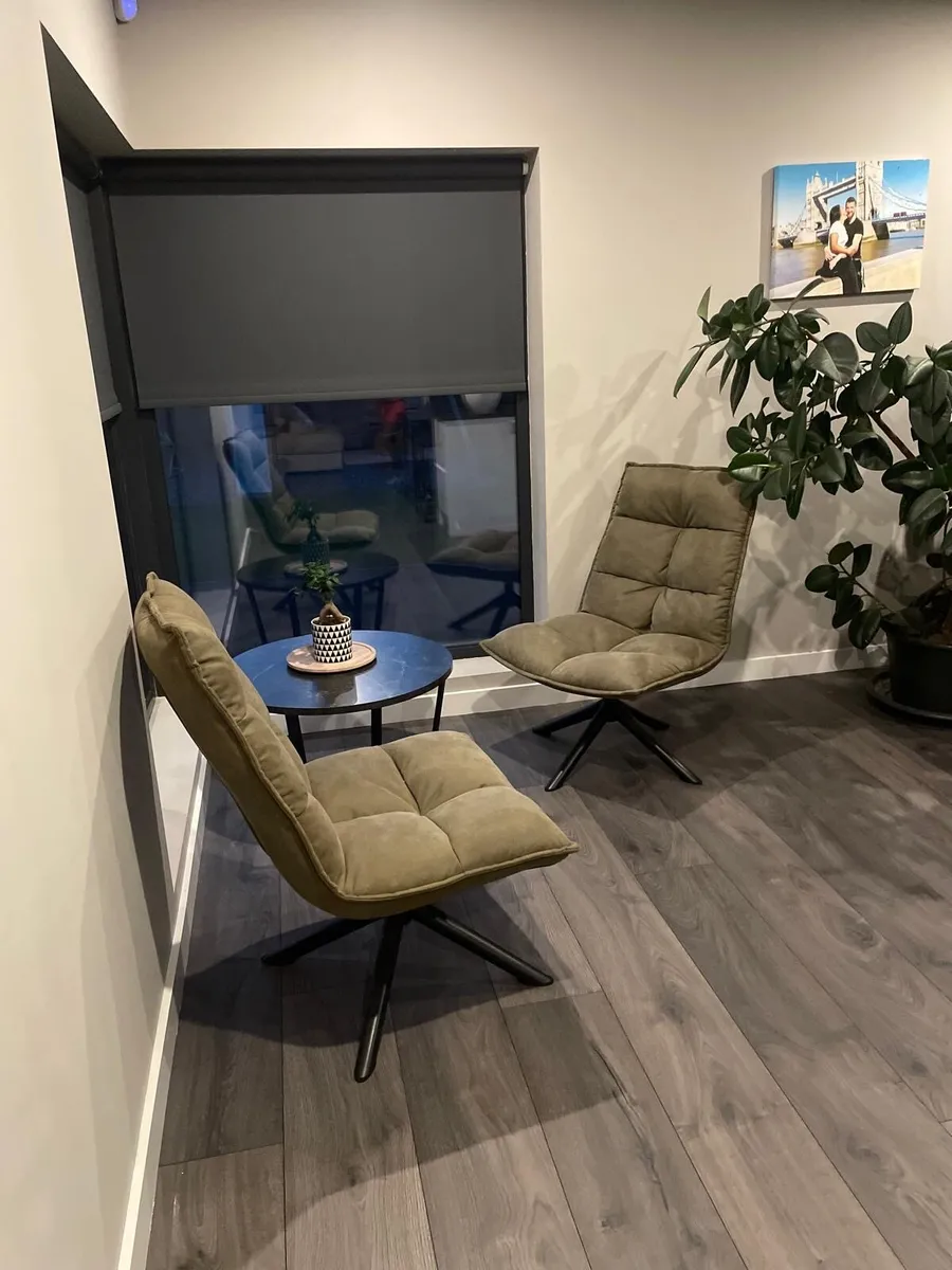 2 chairs and coffee table - Image 2