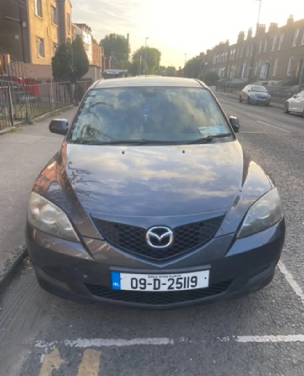 Mazda3 1.3 2009 petrol fresh NCT (30/08/2026 - Image 2