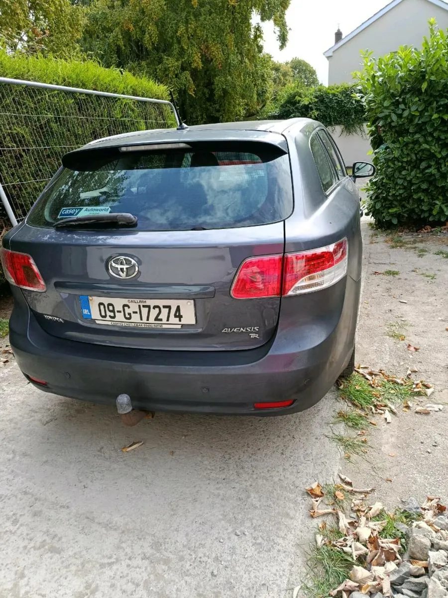 Toyota Avensis - Image 2