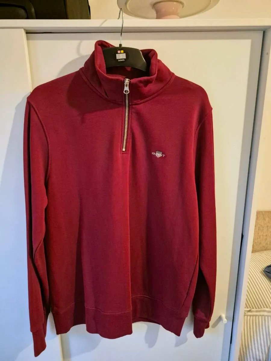 Gant Shield Half-Zip Sweatshirt - Image 1