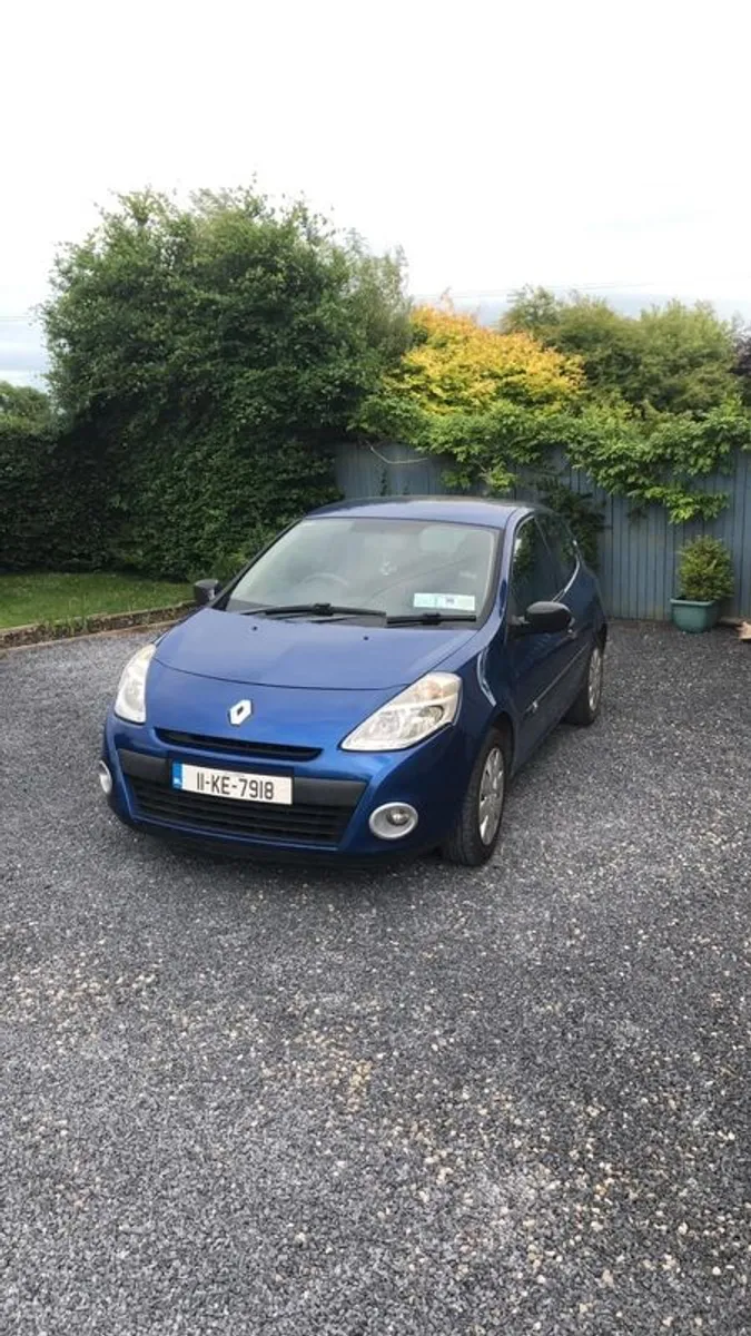 2011 Renault Clio - Image 1
