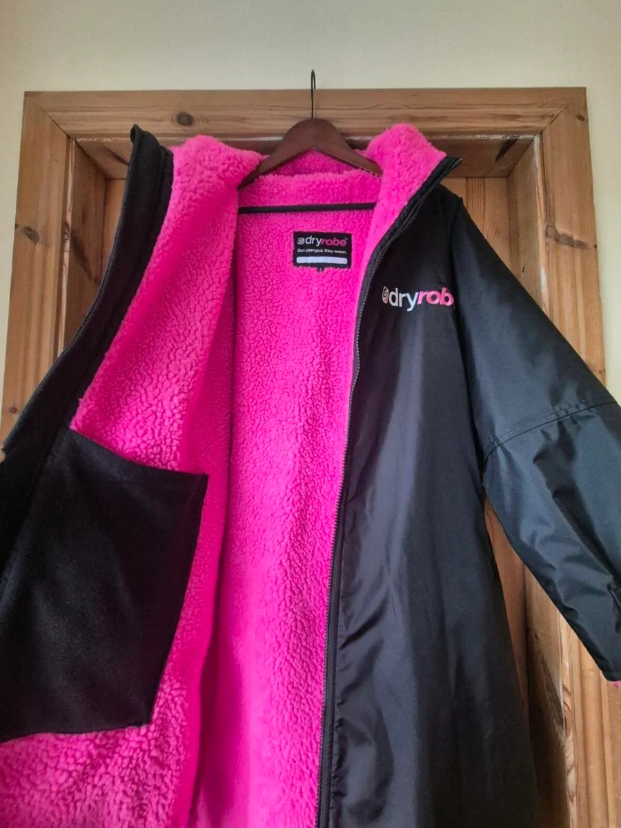 Dryrobe - Image 3
