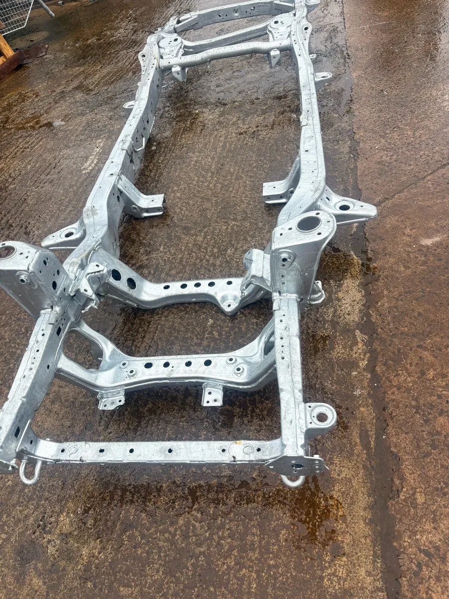 Brand new Toyota landcruiser SWB chassis - Image 1