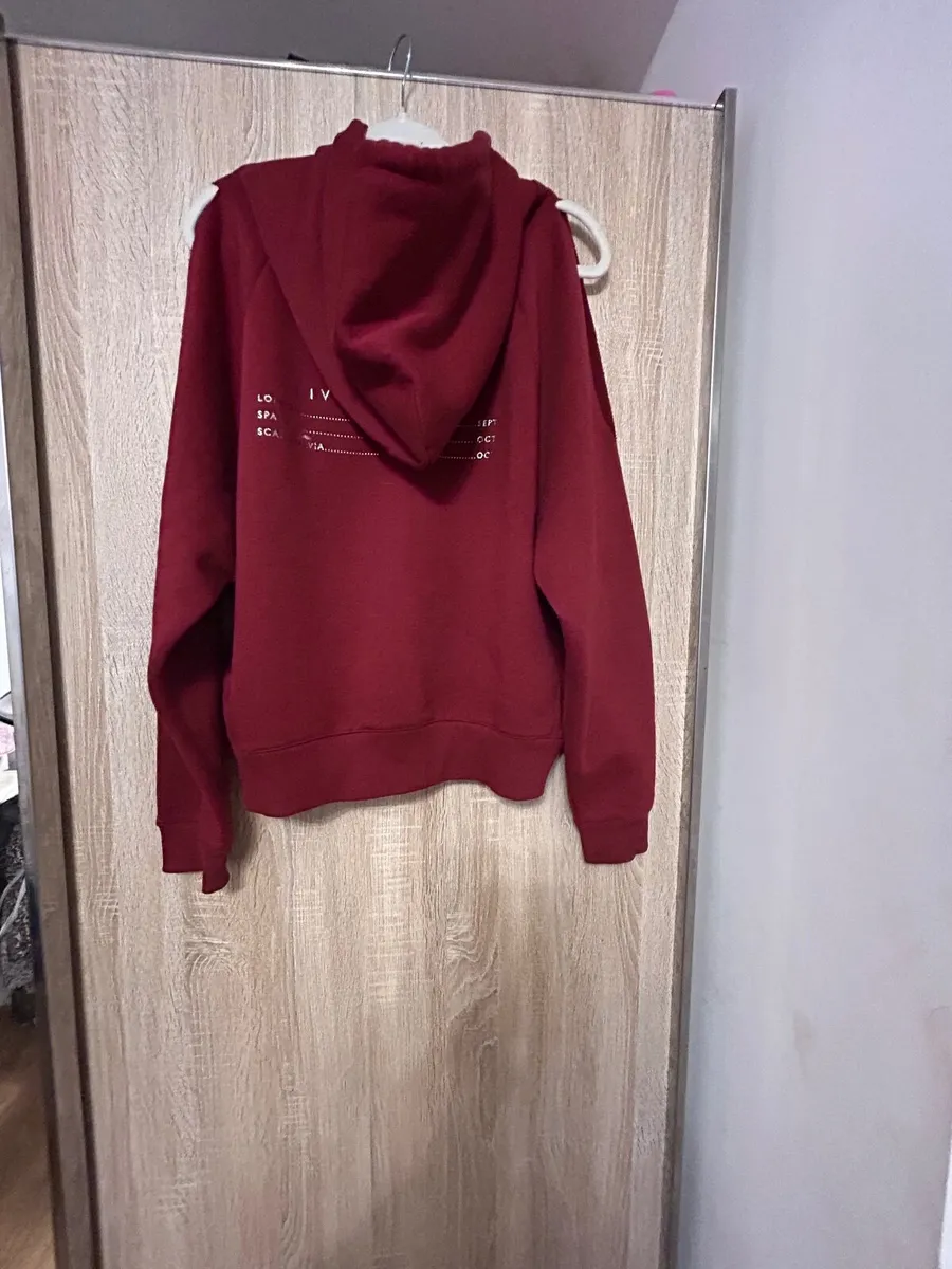 Tommy Hilfiger hoodie size uk12 new - Image 2