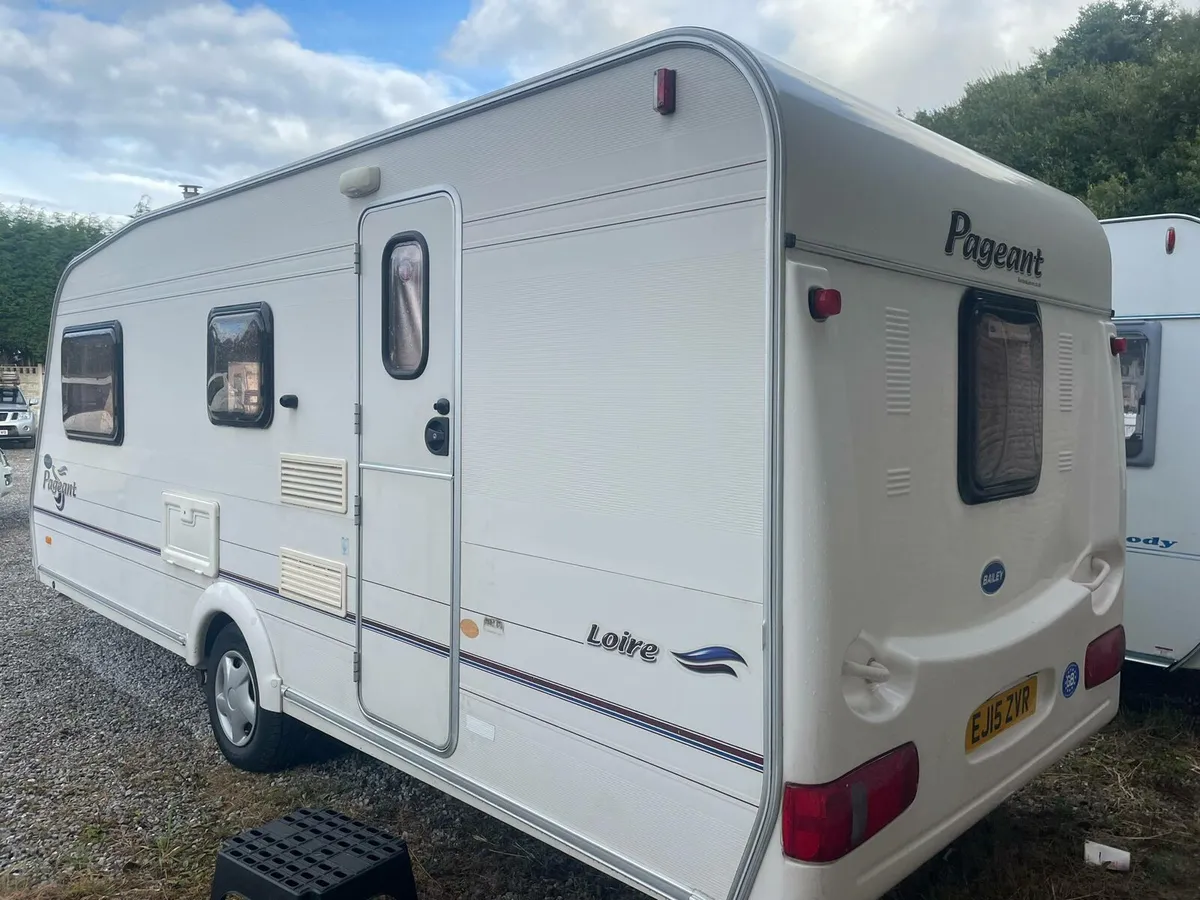 Bailey pageant loire 4 berth caravan - Image 3
