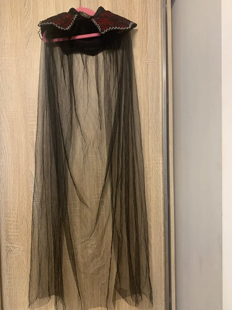 Haloween dress size 8-10 years (TK Maxx) - Image 2