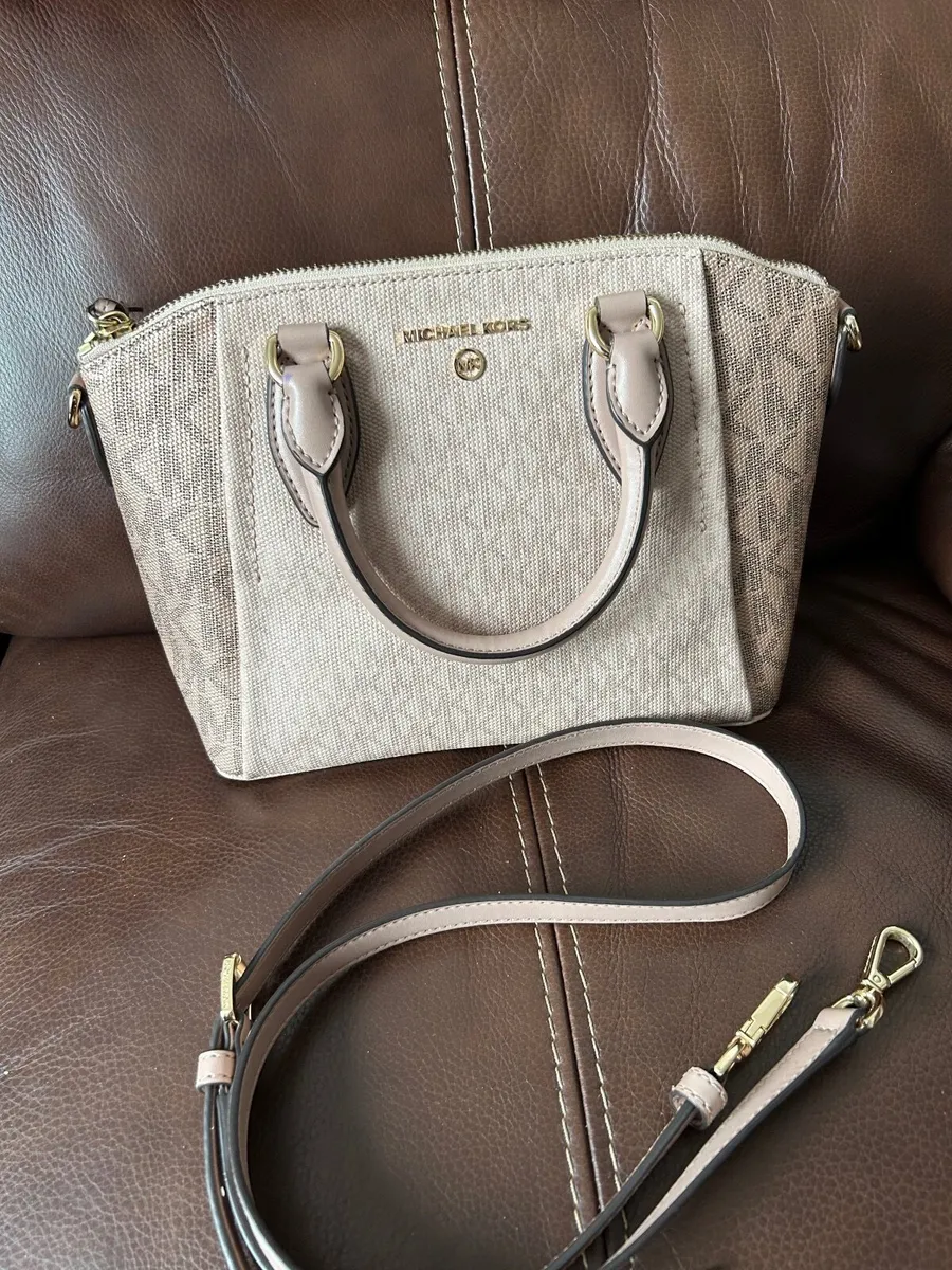 Michael Kors handbag - Image 2