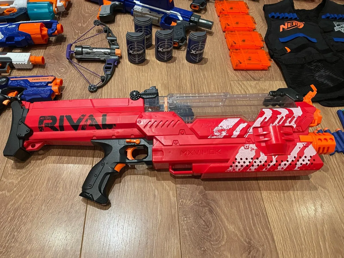 Nerf guns with safety face masks, jacket bullets, - Image 2
