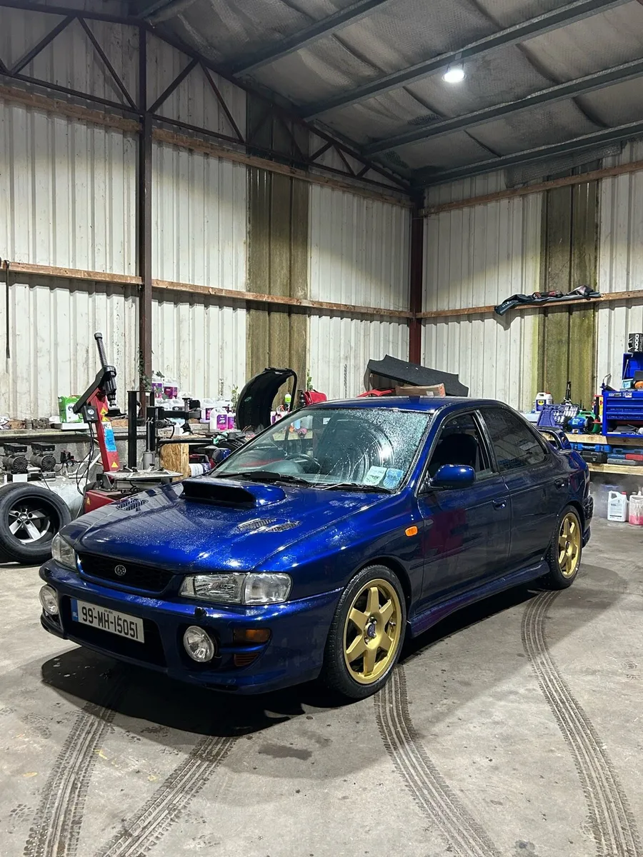 Subaru Impreza GC8 - Image 1