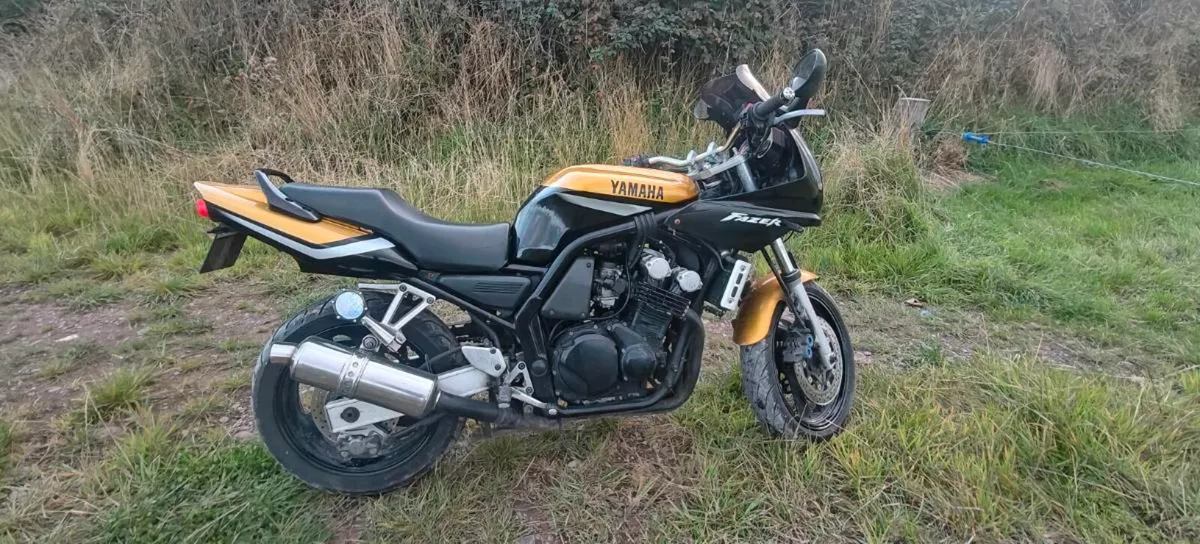 Yamaha fazer 600 fzr 600 - Image 3