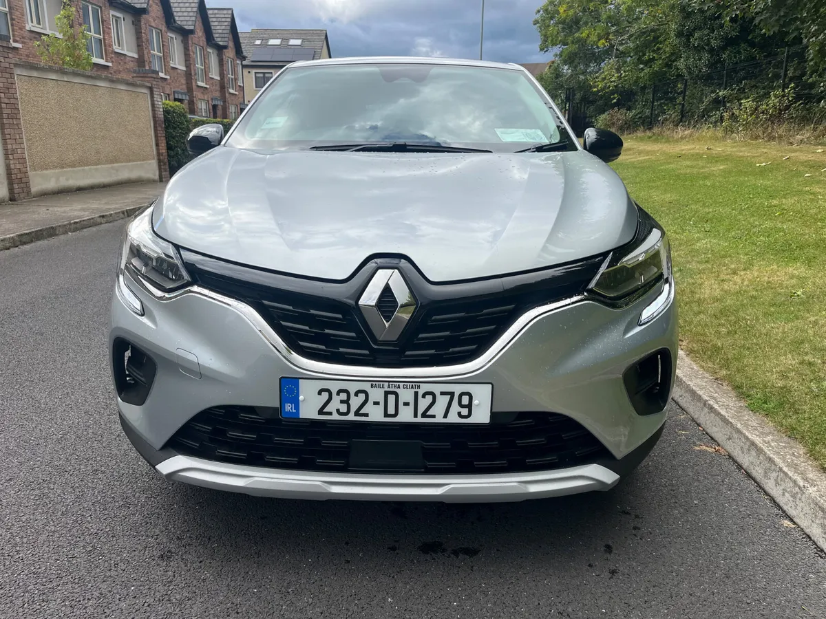 Renault Captur 2023 (TAX 06/27 TAX 06/26) - Image 4